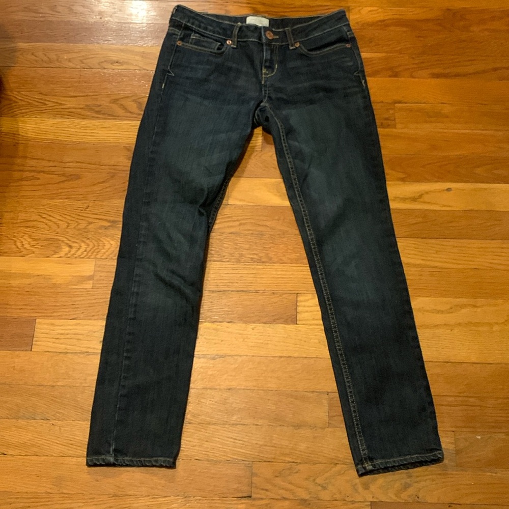 low rise Aéropostale dark wash skinny jeans